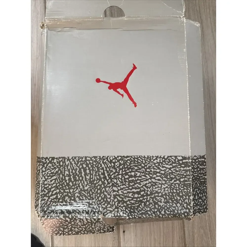 Size 11.5 - Jordan 3 Retro Cool Grey CT8532-012 OG Box